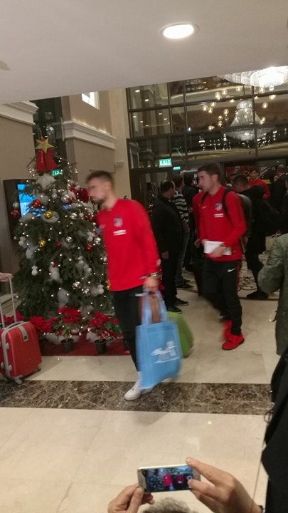 شاهد..الصور الاولى للاعبي اتليتكو مدريد في الاسكندرية