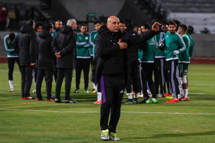 بالصور.. جماهير المصري تحتفل بـ «التوأم» واللاعبين وتهاجم الإعلام بعد الفوز على الزمالك