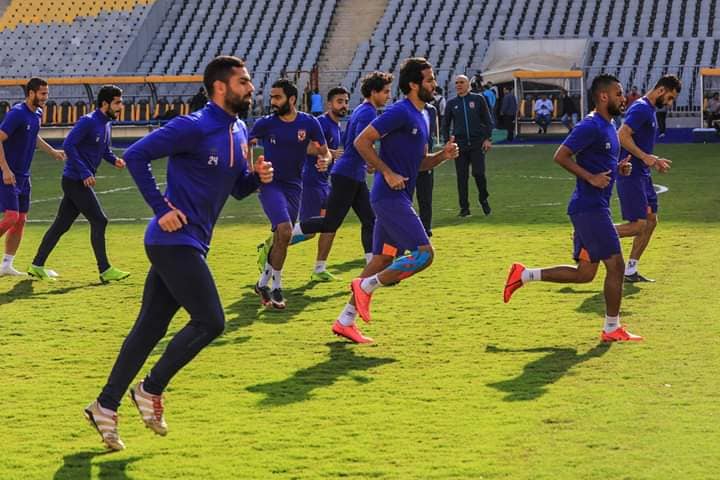 بالصور |  علامات الجد و الحماس تظهر على لاعبي الأهلي في أخر مران 
