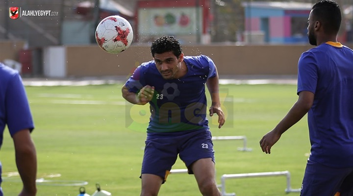شاهد| كواليس مران الأهلي قبل مواجهة النجوم
