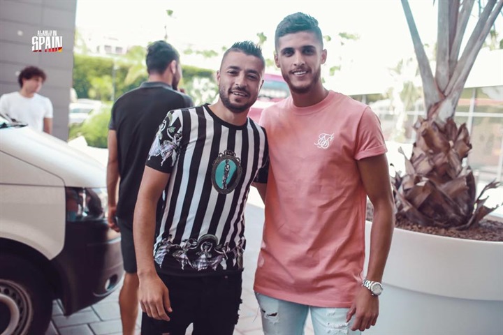 شاهد| جولة حره للاعبي الأهلي في اليكانتي 