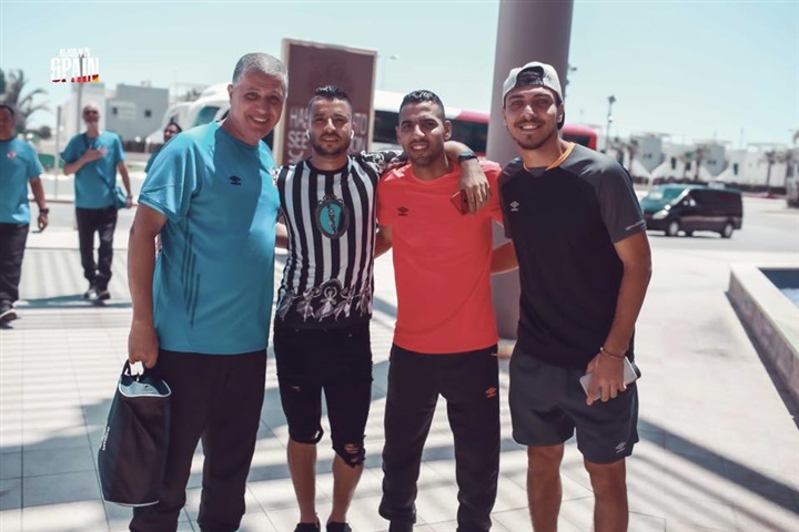 شاهد| جولة حره للاعبي الأهلي في اليكانتي 