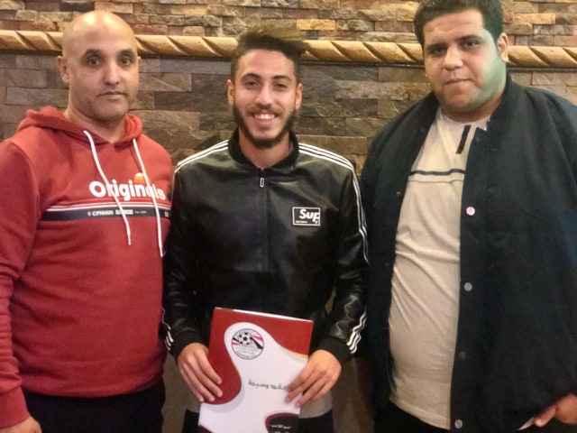 شاهد..الأهلي يضم نجم منتخب تونس لليد 3 مواسم