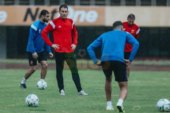 شاهد..كواليس مران الأهلي الأول في زيمبابوي إستعدادًا لبلاتنيوم 