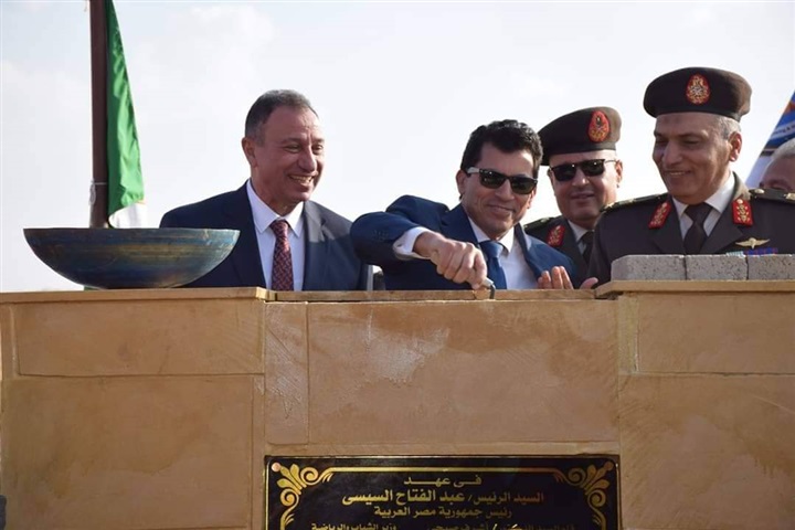صور.. الخطيب ووزير الرياضة يضعان حجر أساس فرع الأهلي القاهرة الجديدة  