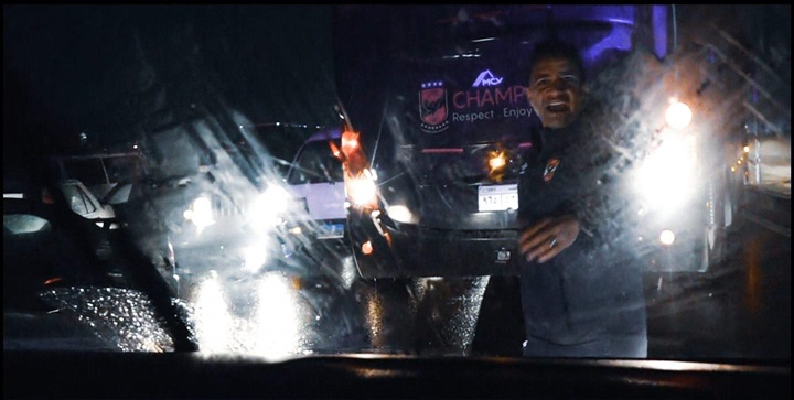 الاهلي يسير عكس الاتجاه.. صور