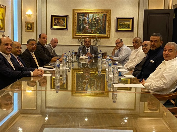 اللجنة الإولمبية تقرر منع مرتضي منصور من إزالة اي نشاط رياضي والدعوة لإنتخابات جدديدة علي رئاسة الزمالك