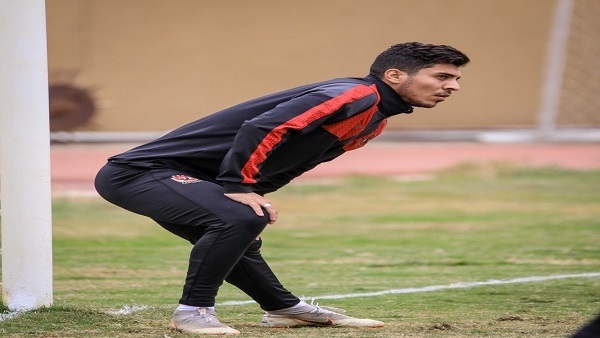 محمد شريف لاعب الأهلي