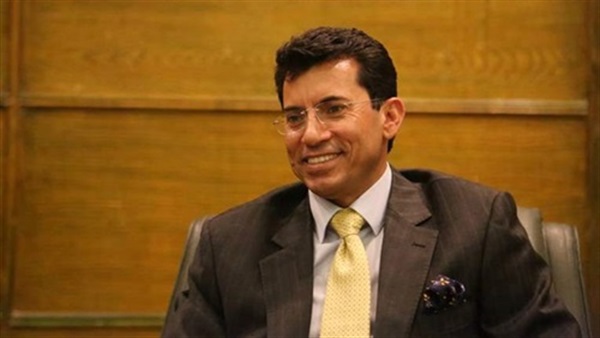 وزير الشباب والرياضة