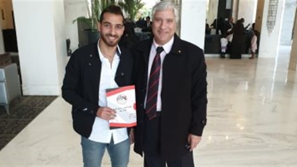 أحمد شكرى لاعب انبي