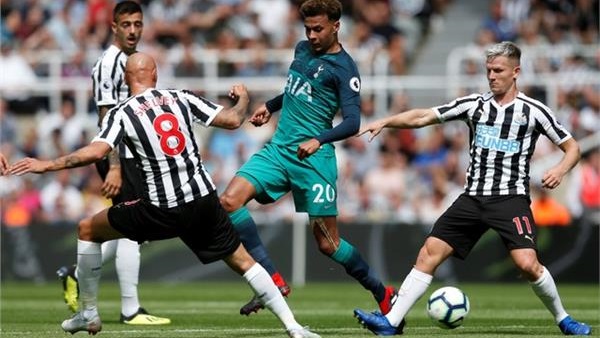 توتنهام ونيوكاسل