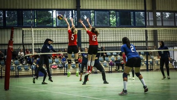 الفريق الأول لسيدات