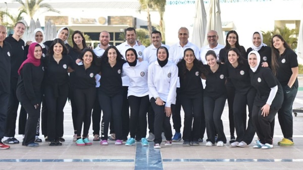 الفريق الأول لسيدات