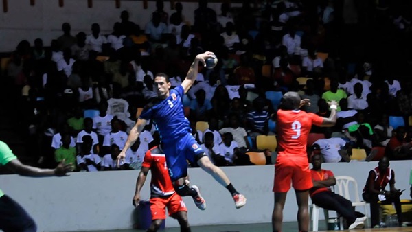 الفريق الاول لكرة