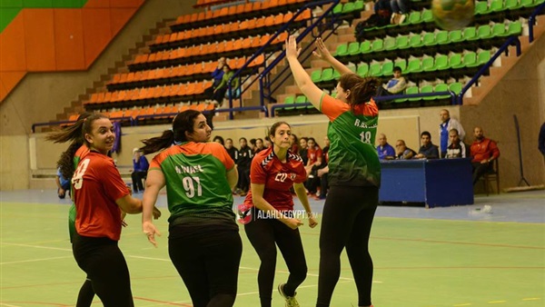 الفريق الاول لسيدات