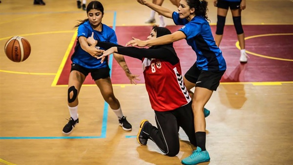 الفريق الاول لسيدات