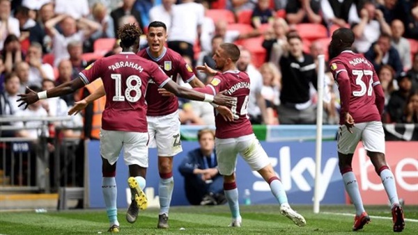 فريق أستون فيلا