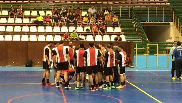 الفريق الاول لكرة