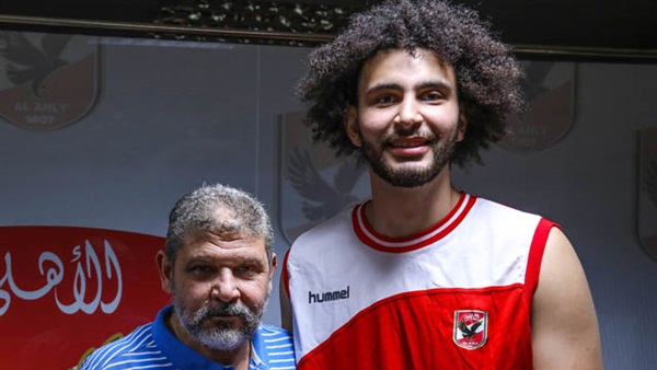 أحمد إسماعيل لاعب