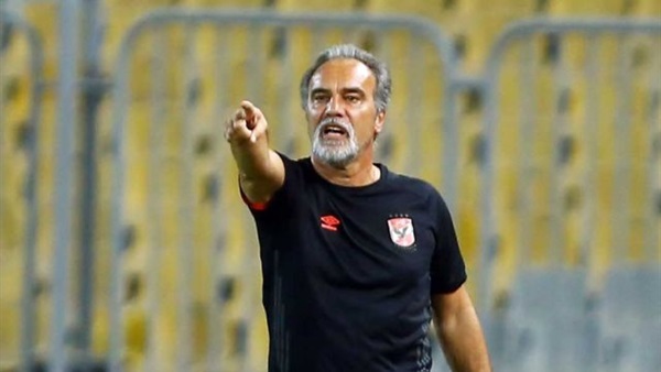 مارتن لاسارتس، المدير