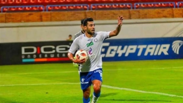 اللاعب محمود معاذ