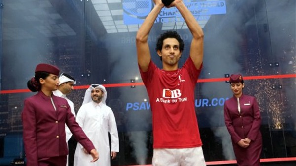 طارق مؤمن لاعب منتخب