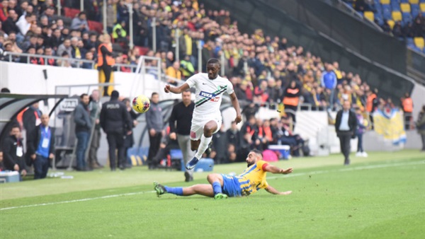 وان ثري| بوابة الرياضة المصرية 