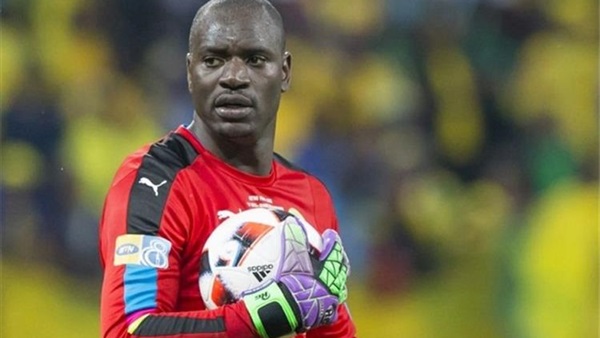 دينيس أونيانجو حارس