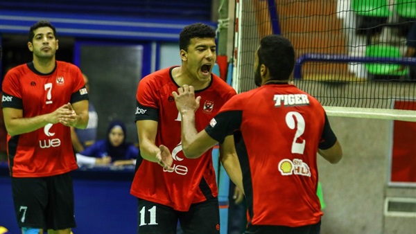 الفريق الأول للكرة