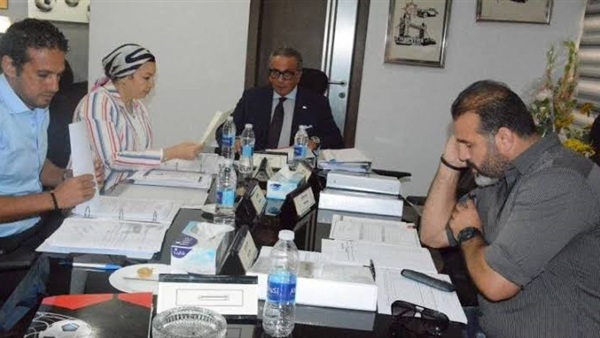 اللجنة الخماسية