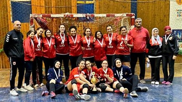 يد النادي الأهلي