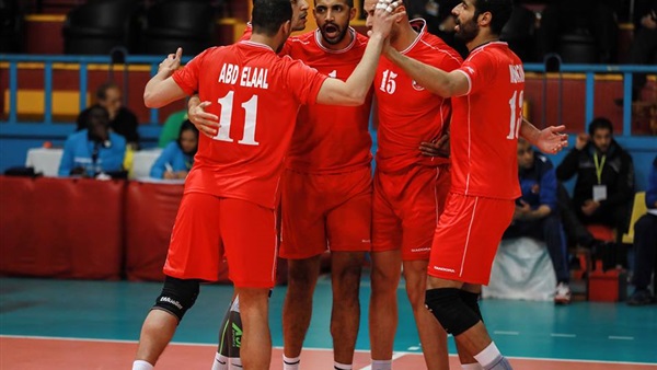 الفريق الاول للكرة