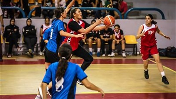 الفريق الأول لسيدات