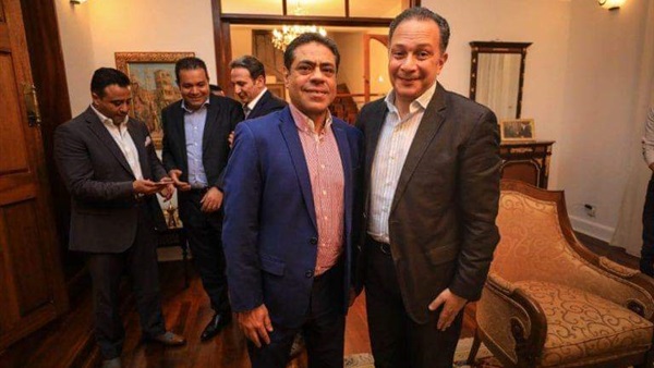 محمود الخطيب والسفير