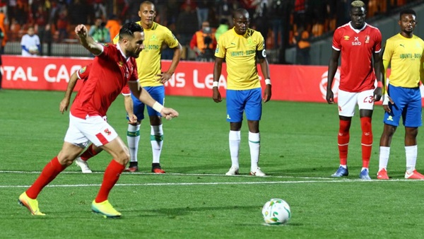 الأهلي وصن داونز