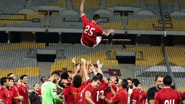 حسام عاشور لاعب الفريق