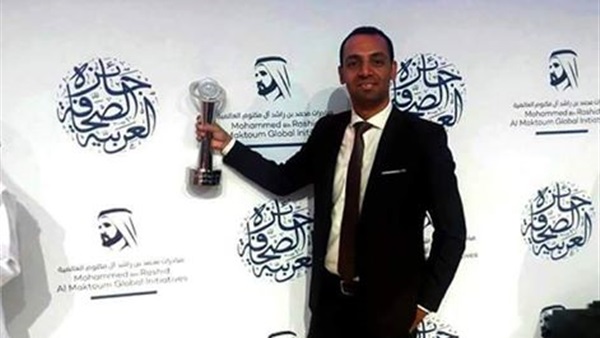 محمود شوقي الناقد