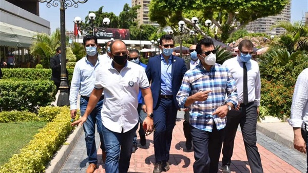 اشرف صبحي وزير الشباب