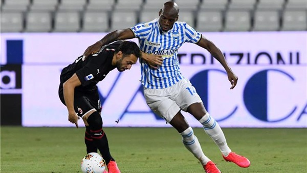 ميلان وسبال