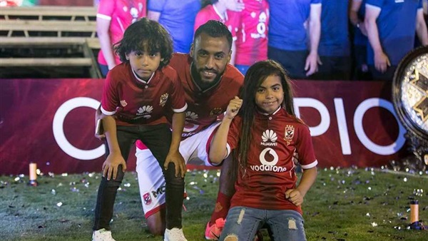 حسام عاشور