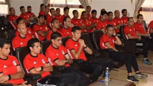 حكام الدوري 