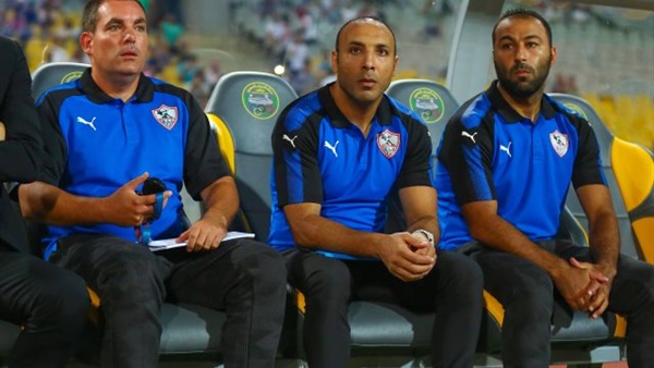 أيمن عبدالعزيز