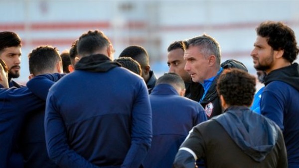 كارتيرون ولاعبي الزمالك