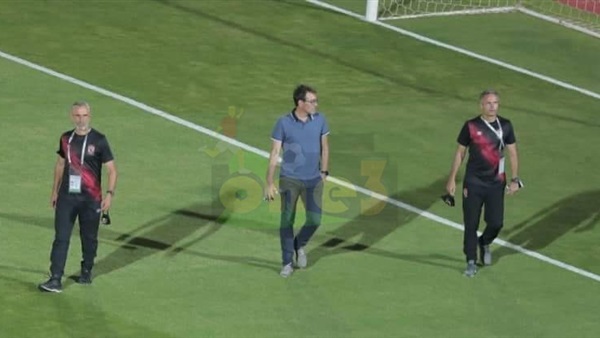 الجهاز الفني للنادي