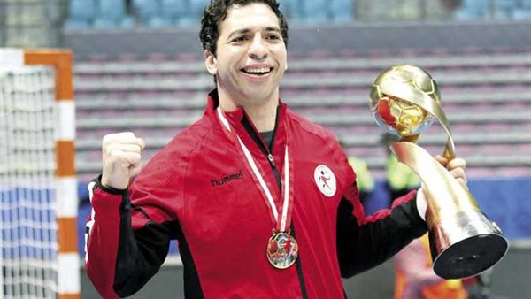 أحمد الأحمر