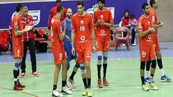 الفريق الاول للكرة