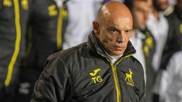 تاكياس جونياس