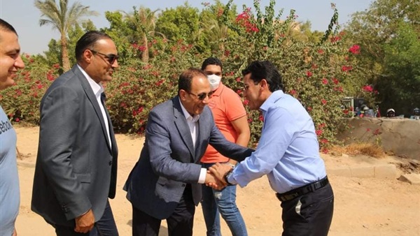 اشرف صبحي -  وزير