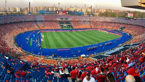 ستاد القاهرة