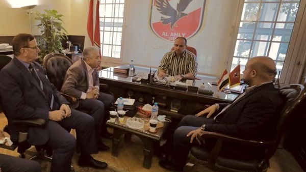 وفد نادي الديوانية